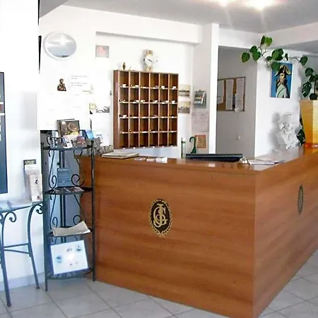 桑浦日罗酒店 酒店